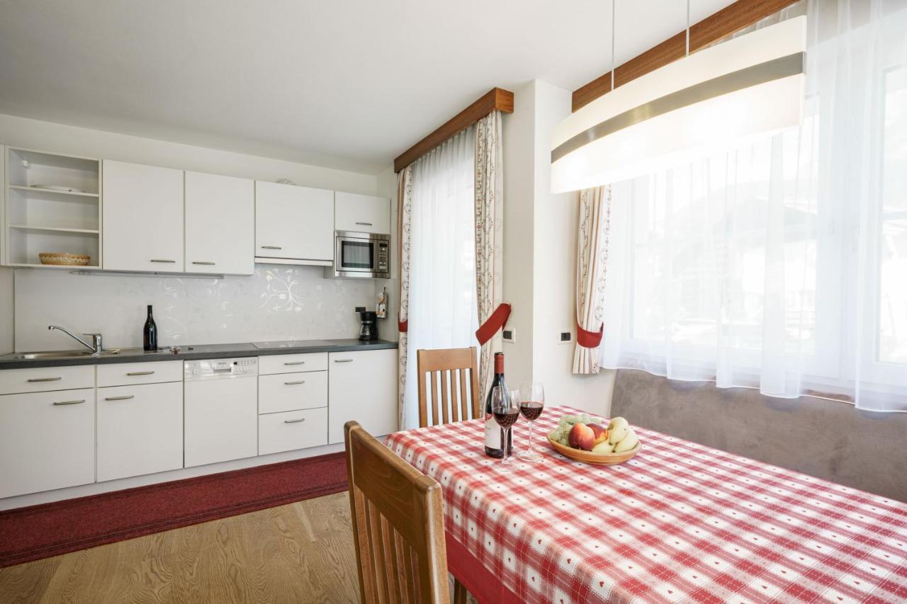 Apartment Romana Selva di Val Gardena Bagian luar foto